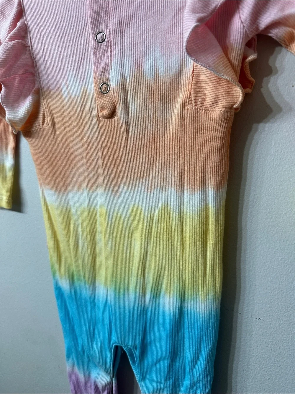 Fairwell Baby Tie Dye Ruffle Romper 12-18M Rainbow Ribbed NWT